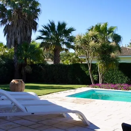 Вілла Villa De 4 Chambres Avec Piscine Privee Jardin Clos Et Wifi A Agde *